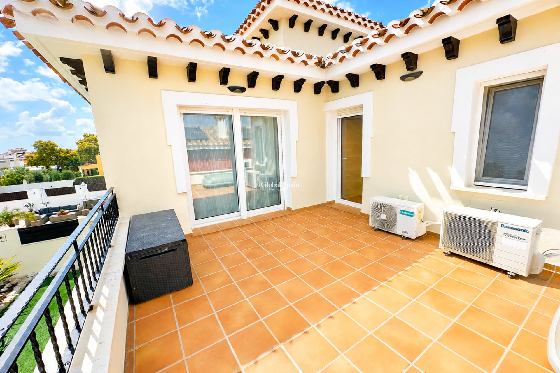 Venta - VILLA -
MAR MENOR GOLF RESORT - Inland
