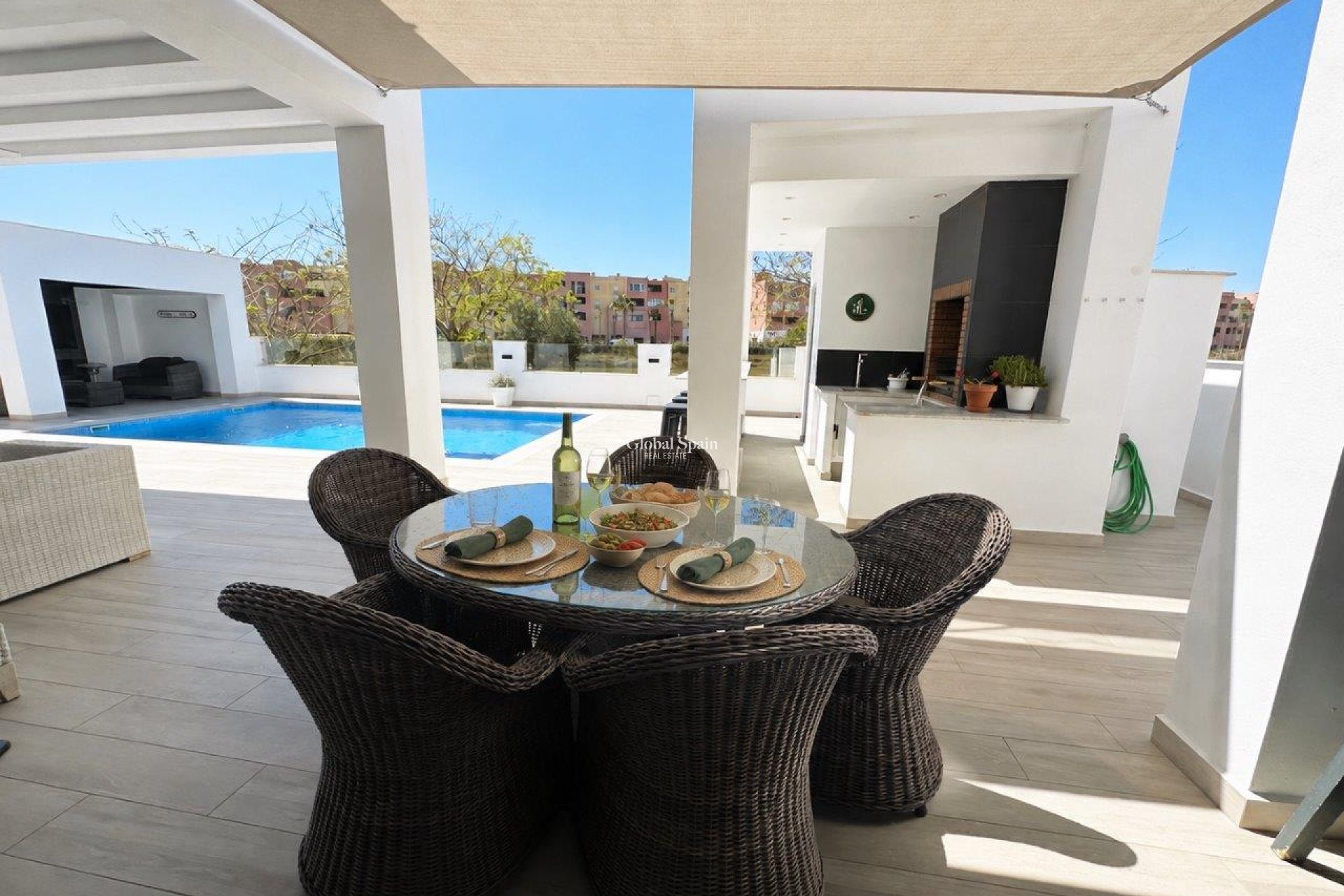 Venta - VILLA -
MAR MENOR GOLF RESORT - Inland