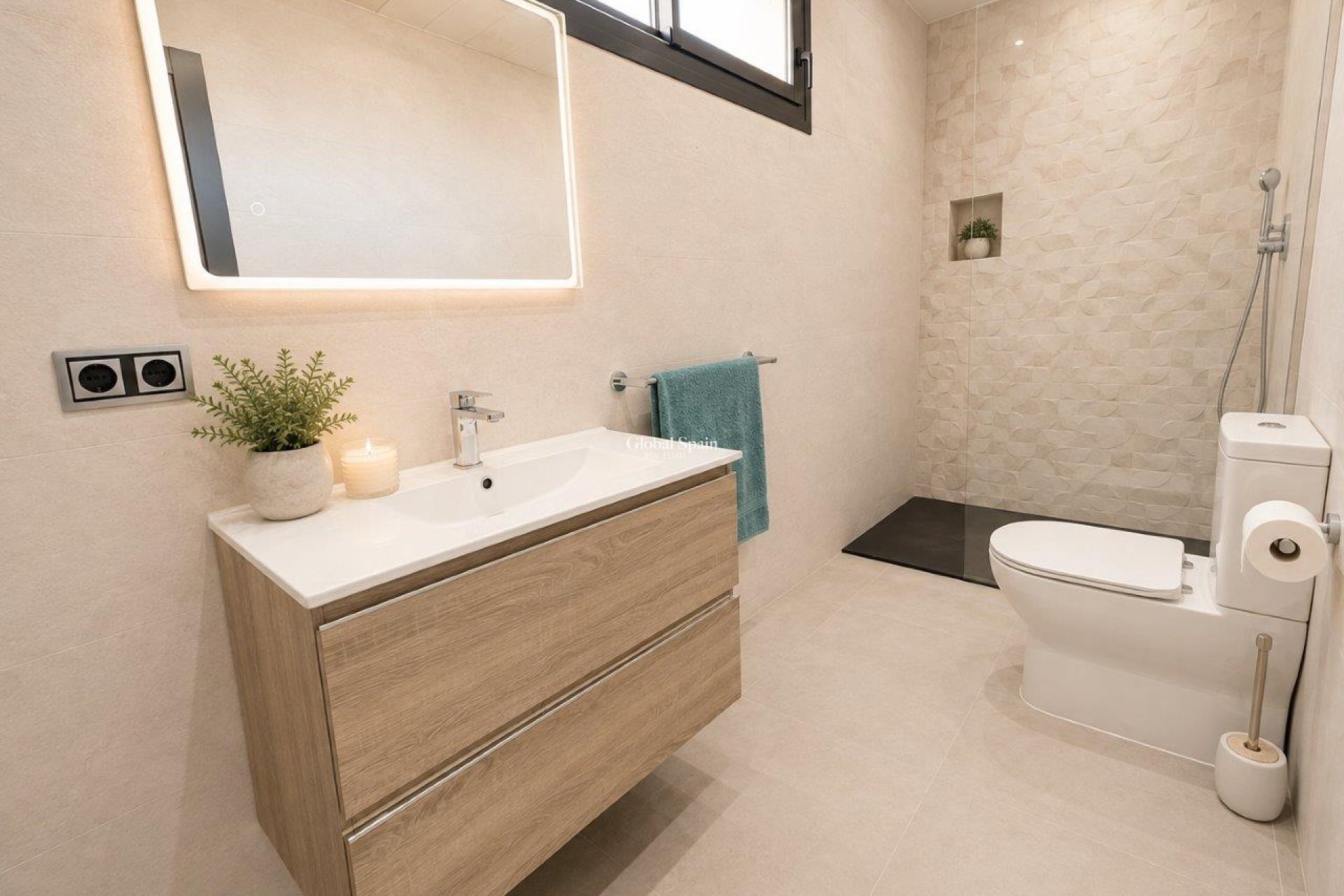 Venta - VILLA -
MAR MENOR GOLF RESORT - Inland