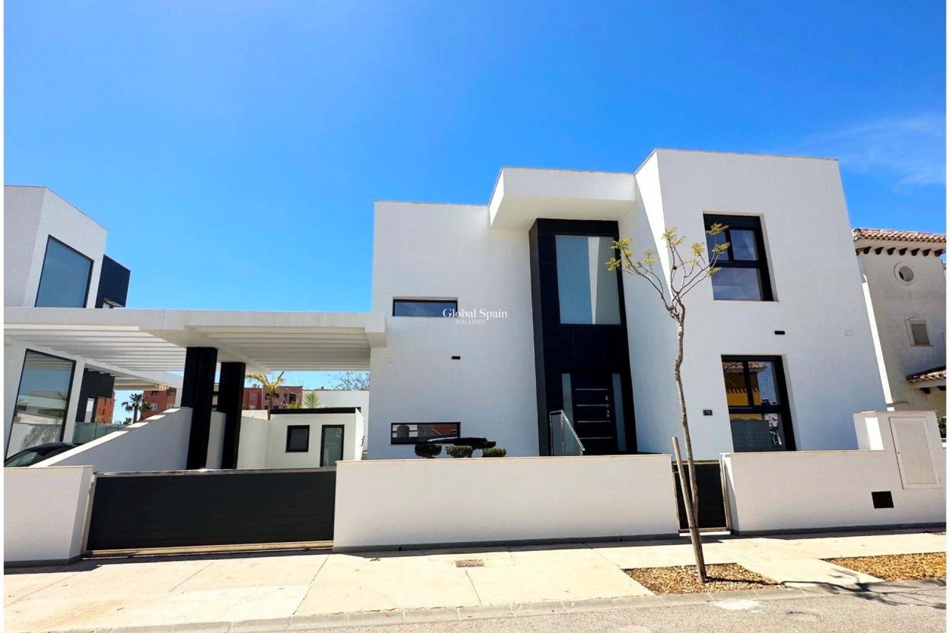 Venta - VILLA -
MAR MENOR GOLF RESORT - Inland