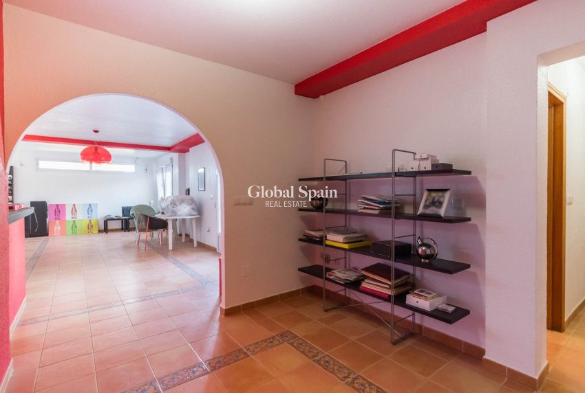 Venta - VILLA -
MOLINA DEL SEGURA