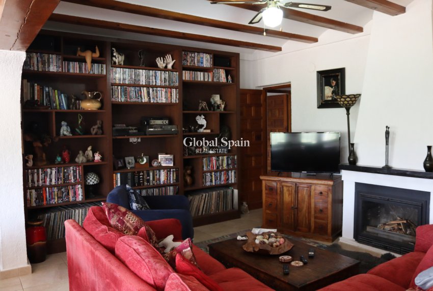 Venta - VILLA -
Orba - Inland