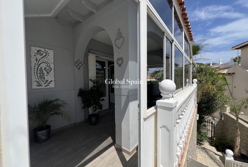 Venta - Villa -
ORIHUELA - Costa Blanca Sur