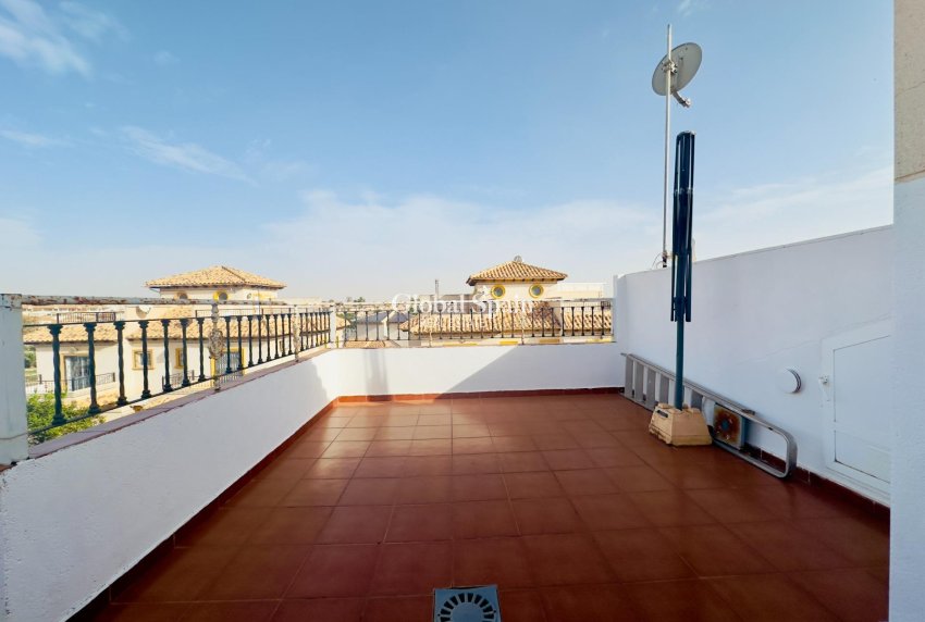 Venta - VILLA -
ORIHUELA COSTA - CABO ROIG