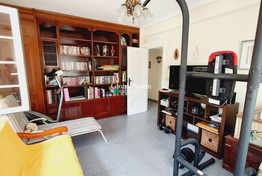 Venta - VILLA -
ORIHUELA COSTA - CABO ROIG