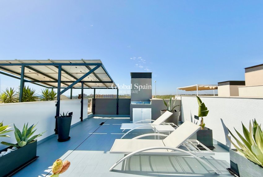 Venta - VILLA -
ORIHUELA COSTA - CABO ROIG