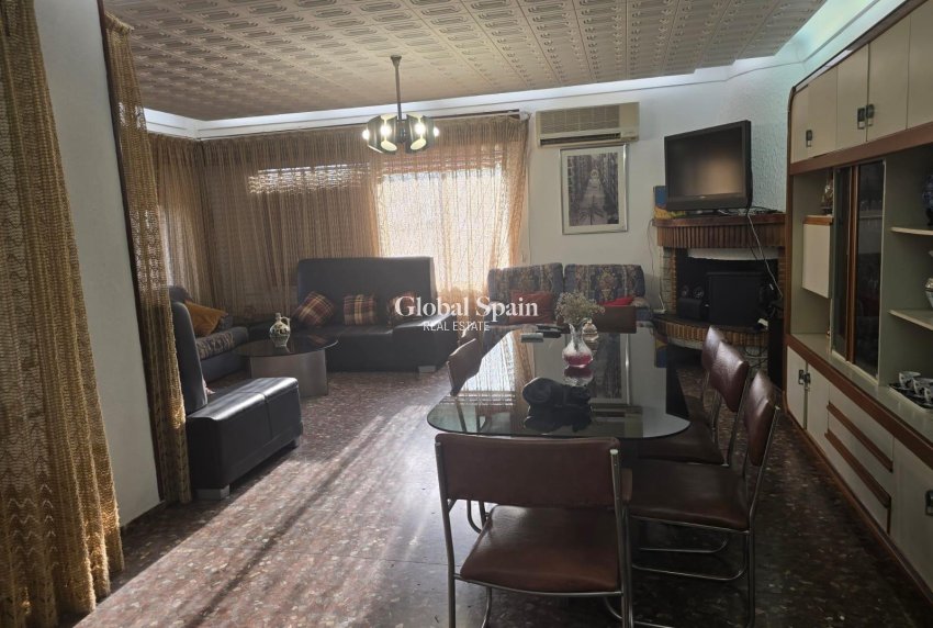 Venta - VILLA -
ORIHUELA COSTA - CAMPOAMOR