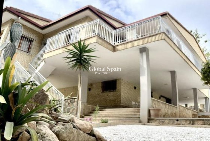 Venta - VILLA -
ORIHUELA COSTA - CAMPOAMOR