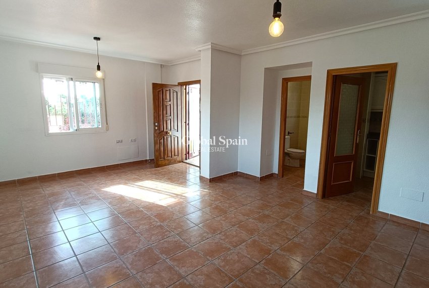 Venta - VILLA -
ORIHUELA COSTA - Castillo de Don Juan