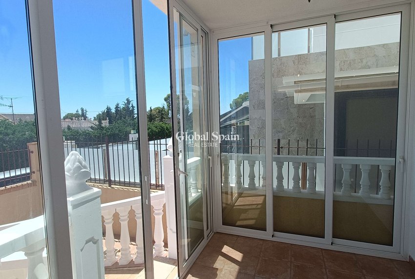 Venta - VILLA -
ORIHUELA COSTA - Castillo de Don Juan