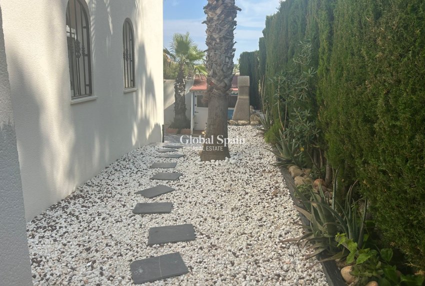 Venta - VILLA -
ORIHUELA COSTA - Costa Blanca