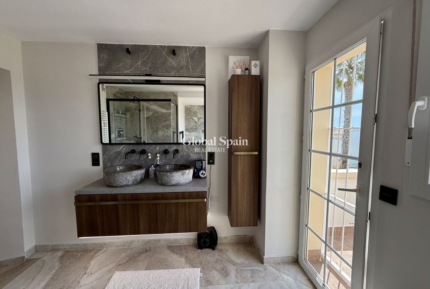 Venta - VILLA -
ORIHUELA COSTA - Costa Blanca