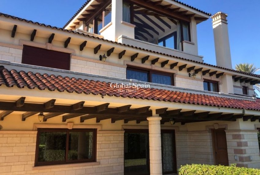 Venta - VILLA -
ORIHUELA COSTA - Costa Blanca