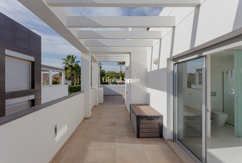 Venta - VILLA -
ORIHUELA COSTA - Costa Blanca