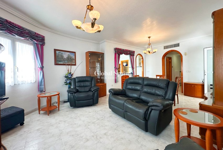 Venta - VILLA -
ORIHUELA COSTA - Costa Blanca