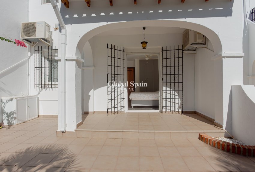 Venta - VILLA -
ORIHUELA COSTA - Costa Blanca
