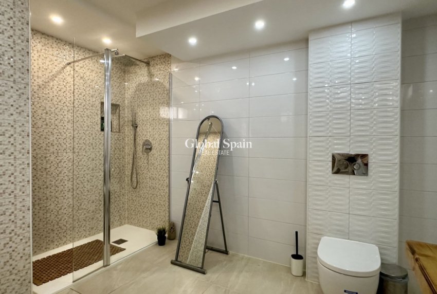 Venta - VILLA -
ORIHUELA COSTA - Costa Blanca