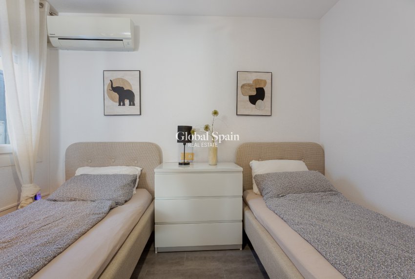 Venta - VILLA -
ORIHUELA COSTA - Costa Blanca