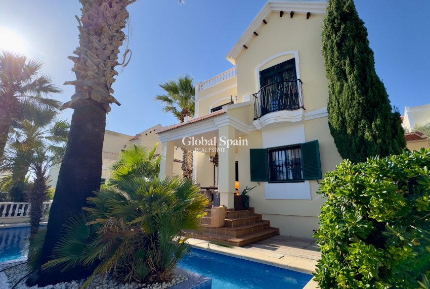 Venta - VILLA -
ORIHUELA COSTA - Costa Blanca