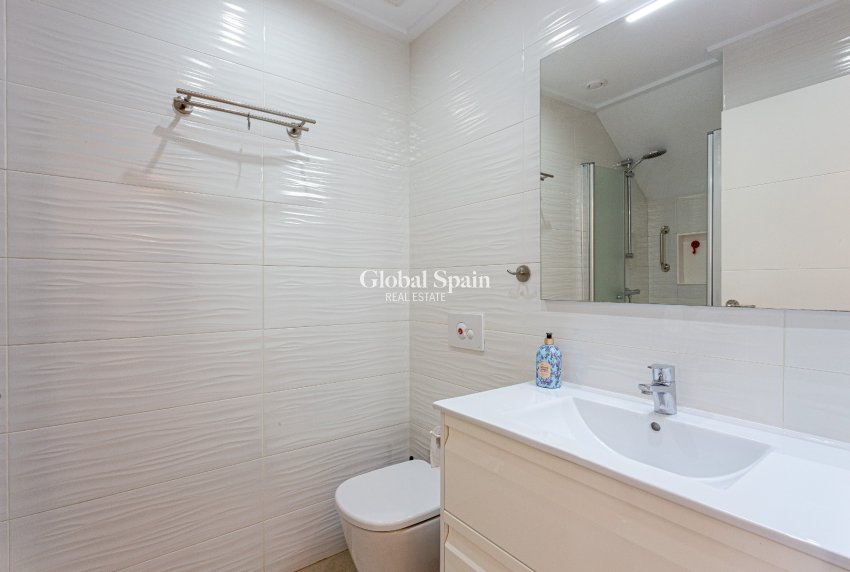 Venta - VILLA -
ORIHUELA COSTA - Costa Blanca