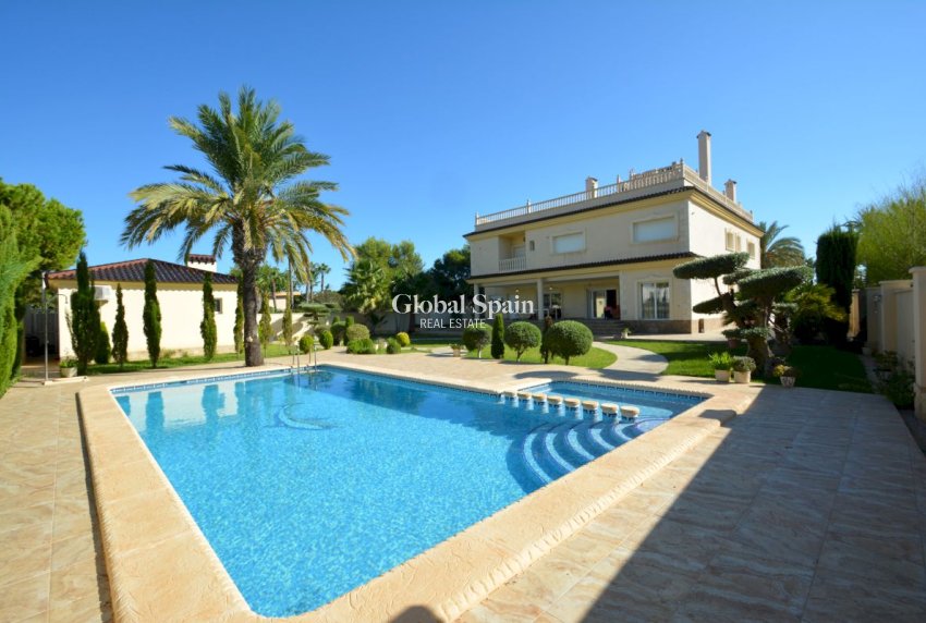 Venta - VILLA -
ORIHUELA COSTA - Costa Blanca