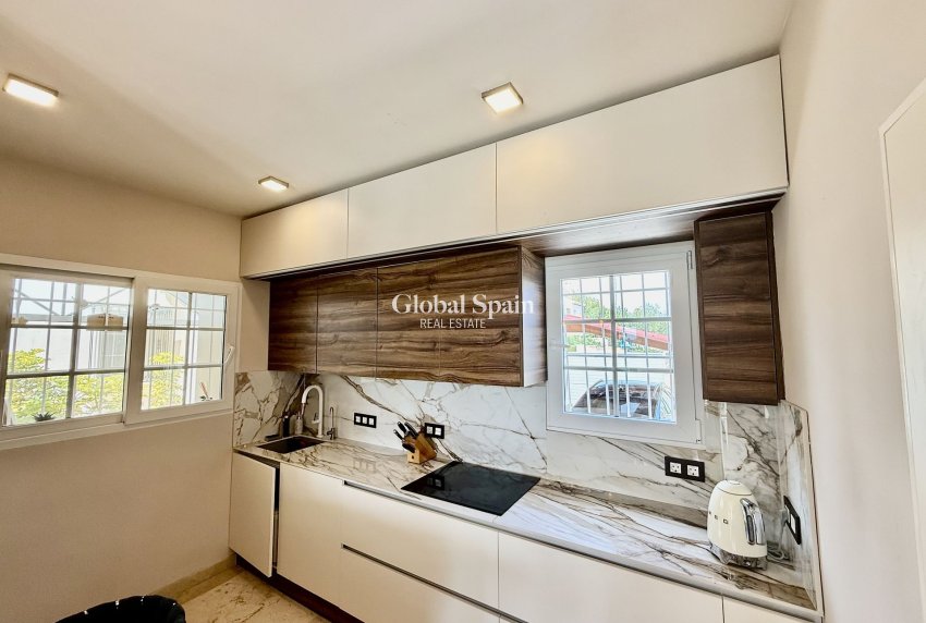 Venta - VILLA -
ORIHUELA COSTA - Costa Blanca