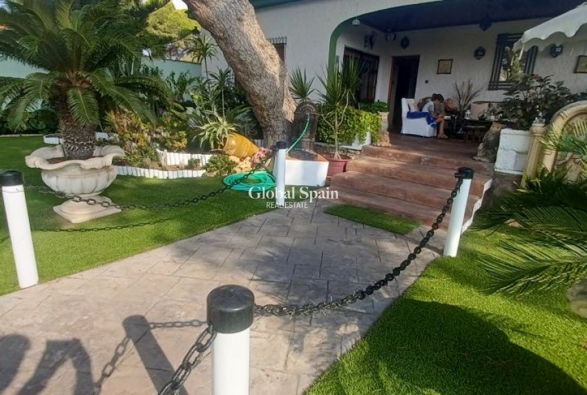 Venta - VILLA -
ORIHUELA COSTA - Costa Blanca