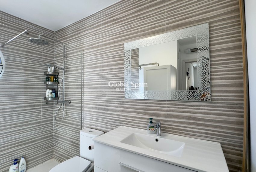 Venta - VILLA -
ORIHUELA COSTA - Costa Blanca