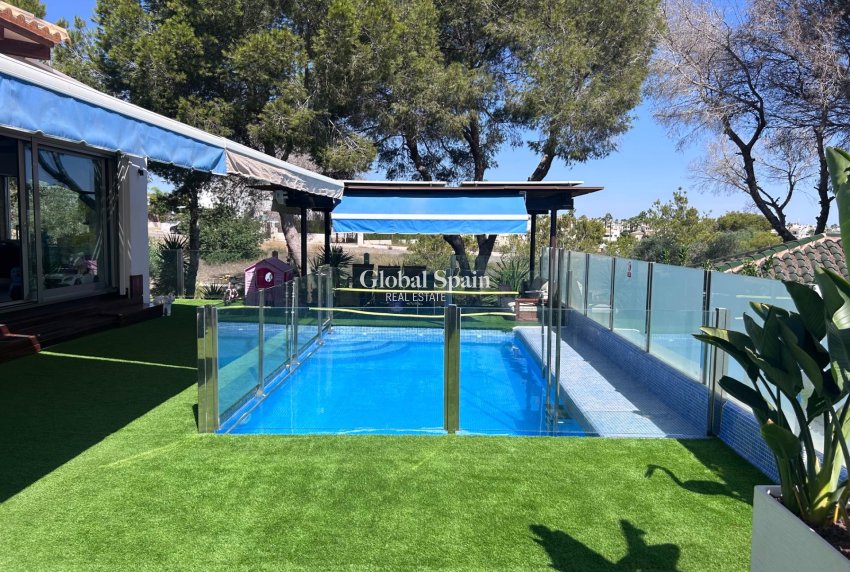 Venta - VILLA -
ORIHUELA COSTA - Costa Blanca