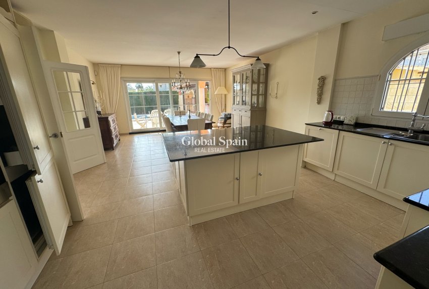 Venta - VILLA -
ORIHUELA COSTA - Costa Blanca