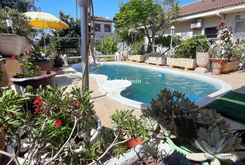 Venta - VILLA -
ORIHUELA COSTA - Costa Blanca