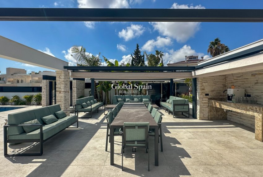 Venta - VILLA -
ORIHUELA COSTA - Costa Blanca