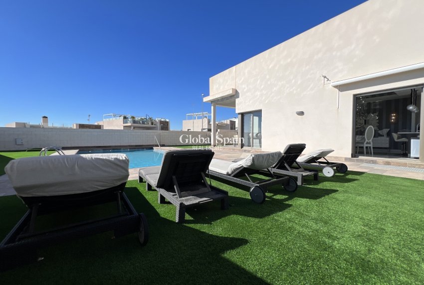 Venta - VILLA -
ORIHUELA COSTA - Costa Blanca