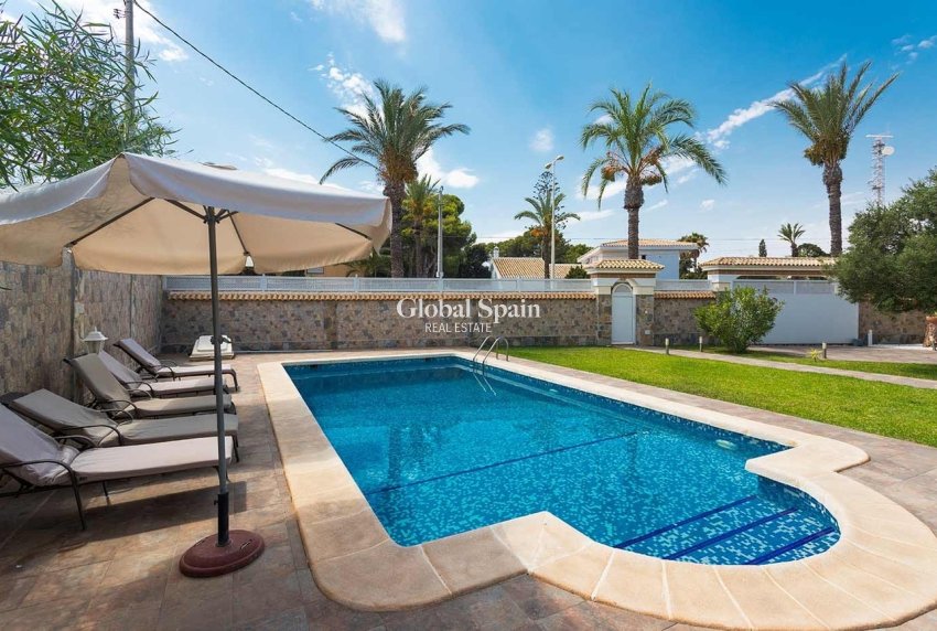 Venta - VILLA -
ORIHUELA COSTA - Costa Blanca
