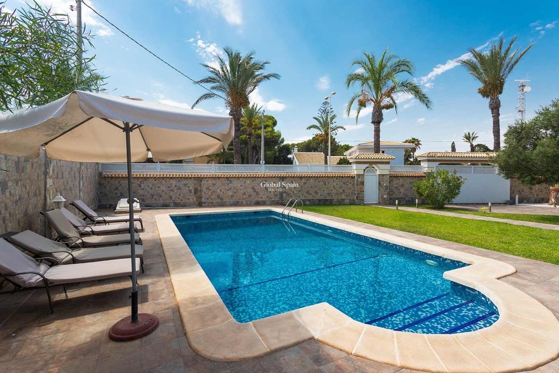 Venta - VILLA -
ORIHUELA COSTA - Costa Blanca