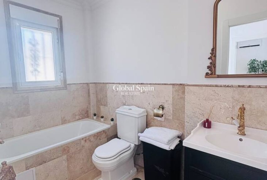 Venta - VILLA -
ORIHUELA COSTA - Costa Blanca
