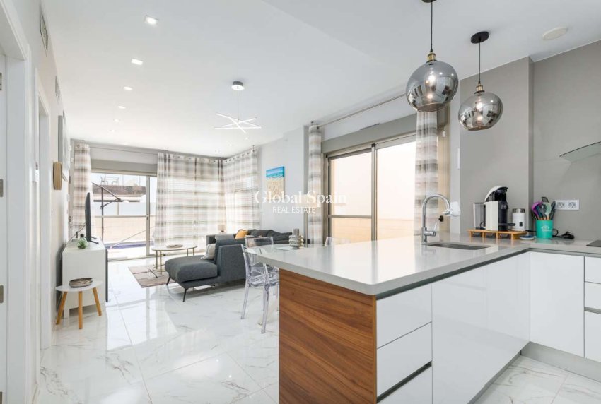 Venta - VILLA -
ORIHUELA COSTA - Costa Blanca