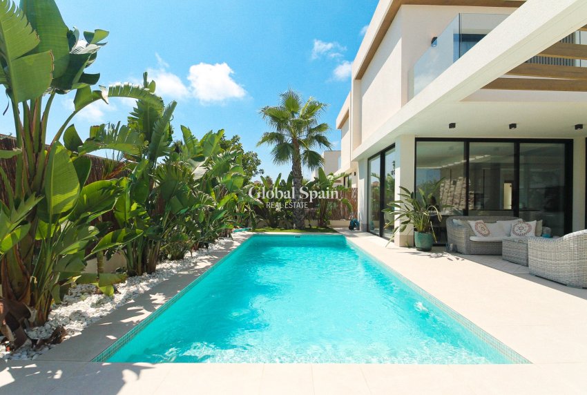 Venta - VILLA -
ORIHUELA COSTA - Costa Blanca
