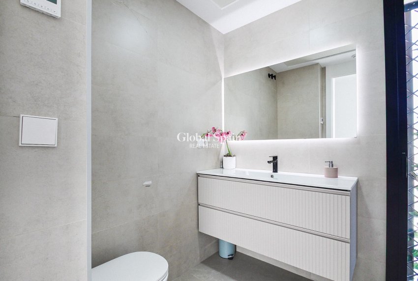 Venta - VILLA -
ORIHUELA COSTA - Costa Blanca