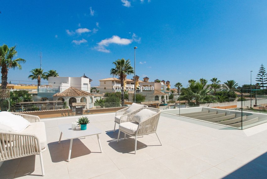 Venta - VILLA -
ORIHUELA COSTA - Costa Blanca