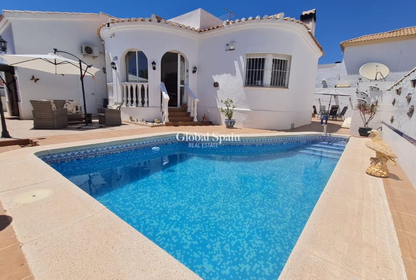 Venta - VILLA -
ORIHUELA COSTA - Costa Blanca