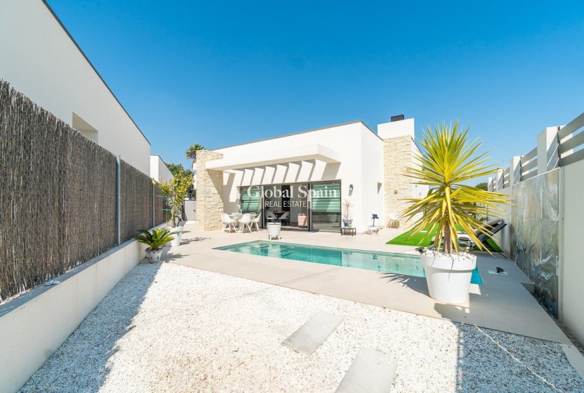 Venta - VILLA -
ORIHUELA COSTA - Costa Blanca