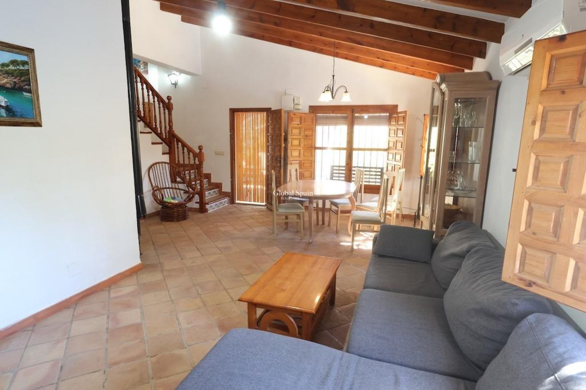 Venta - VILLA -
ORIHUELA COSTA - Costa Blanca