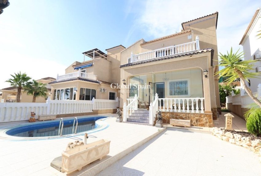 Venta - VILLA -
ORIHUELA COSTA - Costa Blanca