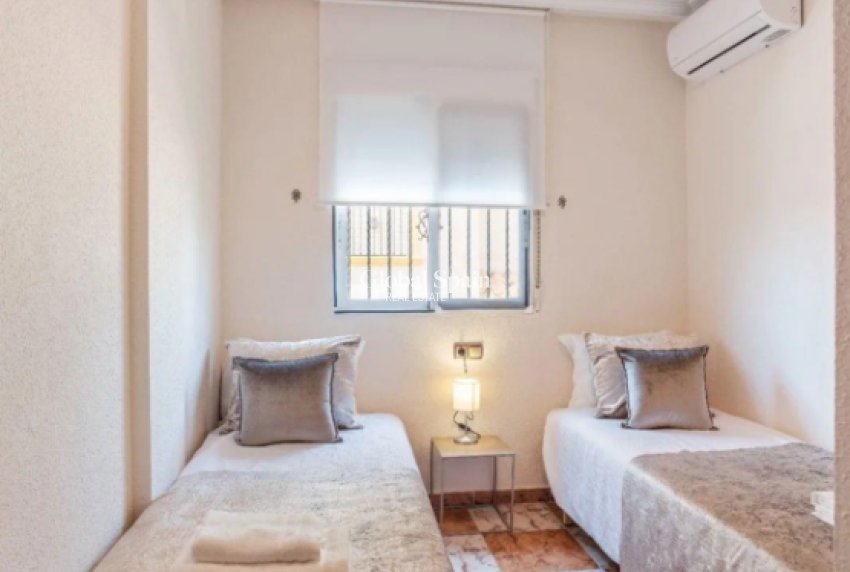 Venta - VILLA -
ORIHUELA COSTA - La Regia