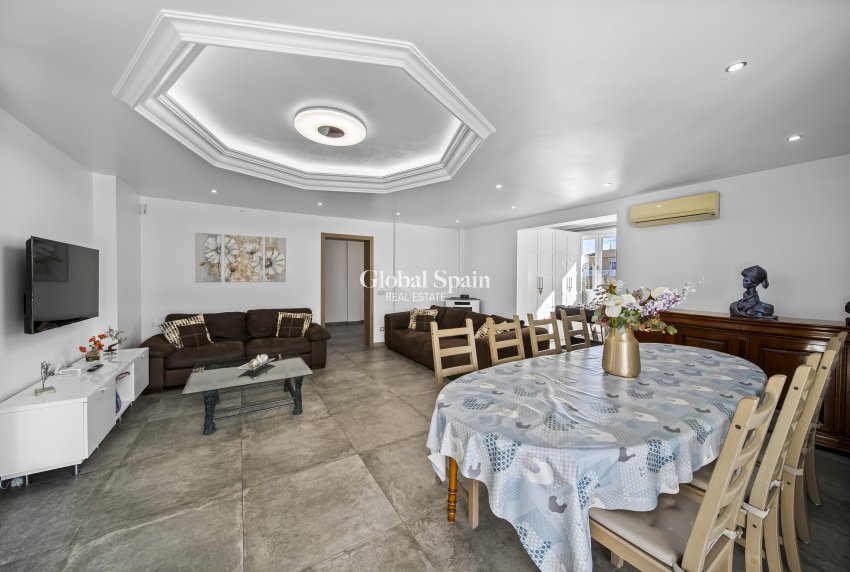 Venta - VILLA -
ORIHUELA COSTA - La Zenia