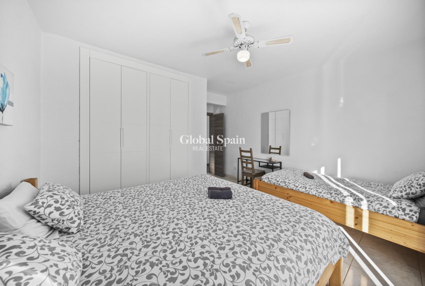 Venta - VILLA -
ORIHUELA COSTA - La Zenia