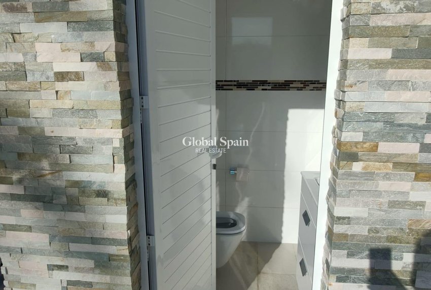 Venta - VILLA -
ORIHUELA COSTA - La Zenia