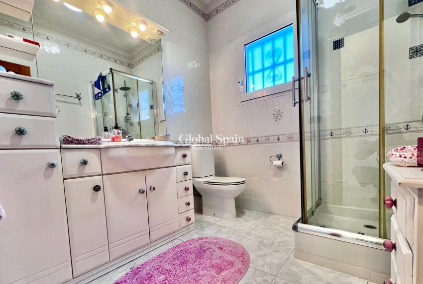 Venta - VILLA -
ORIHUELA COSTA - La Zenia