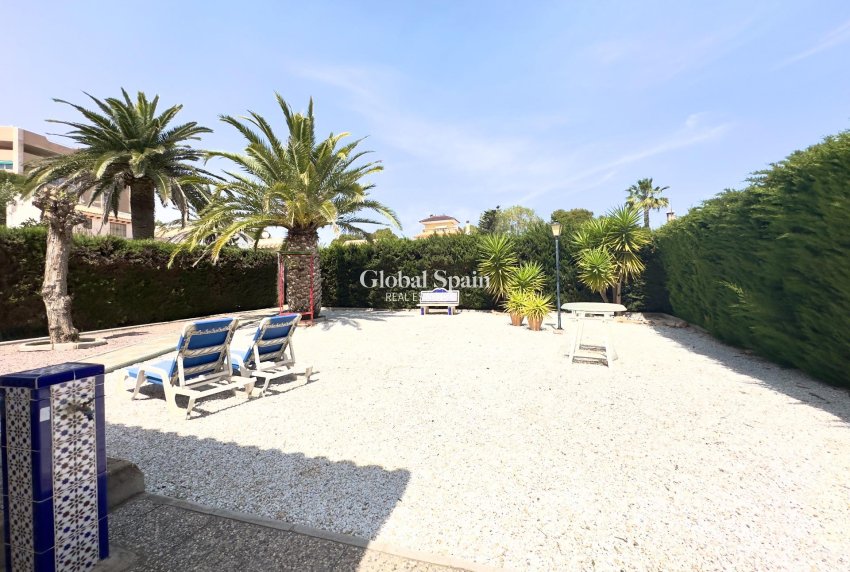 Venta - VILLA -
ORIHUELA COSTA - La Zenia